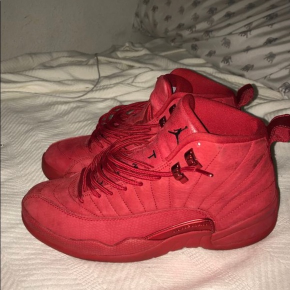 Gym Red 12s - Picture 4 of 5